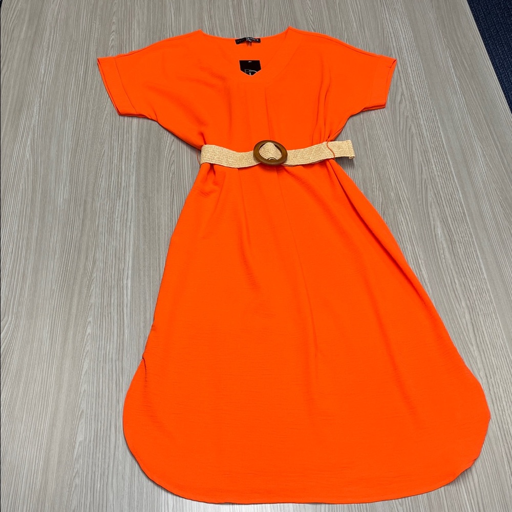 Fred David V-Neck midi dress in Vibrant Coral-Red